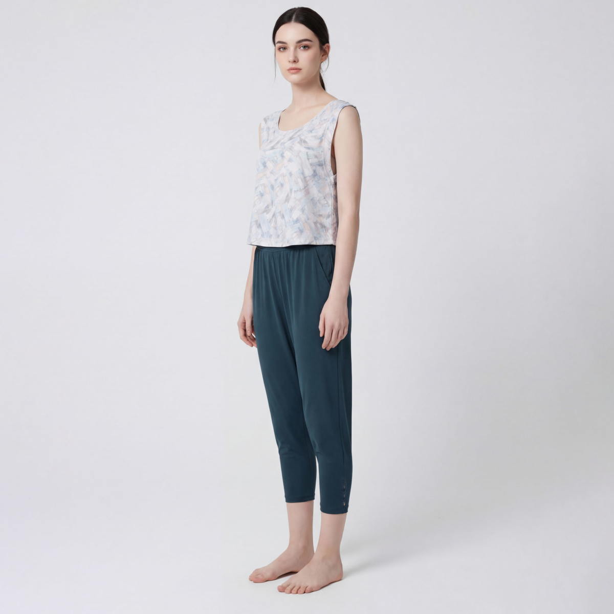 予約】リストラティブヨガパンツ／ブラックイッシュグリーン |イージー