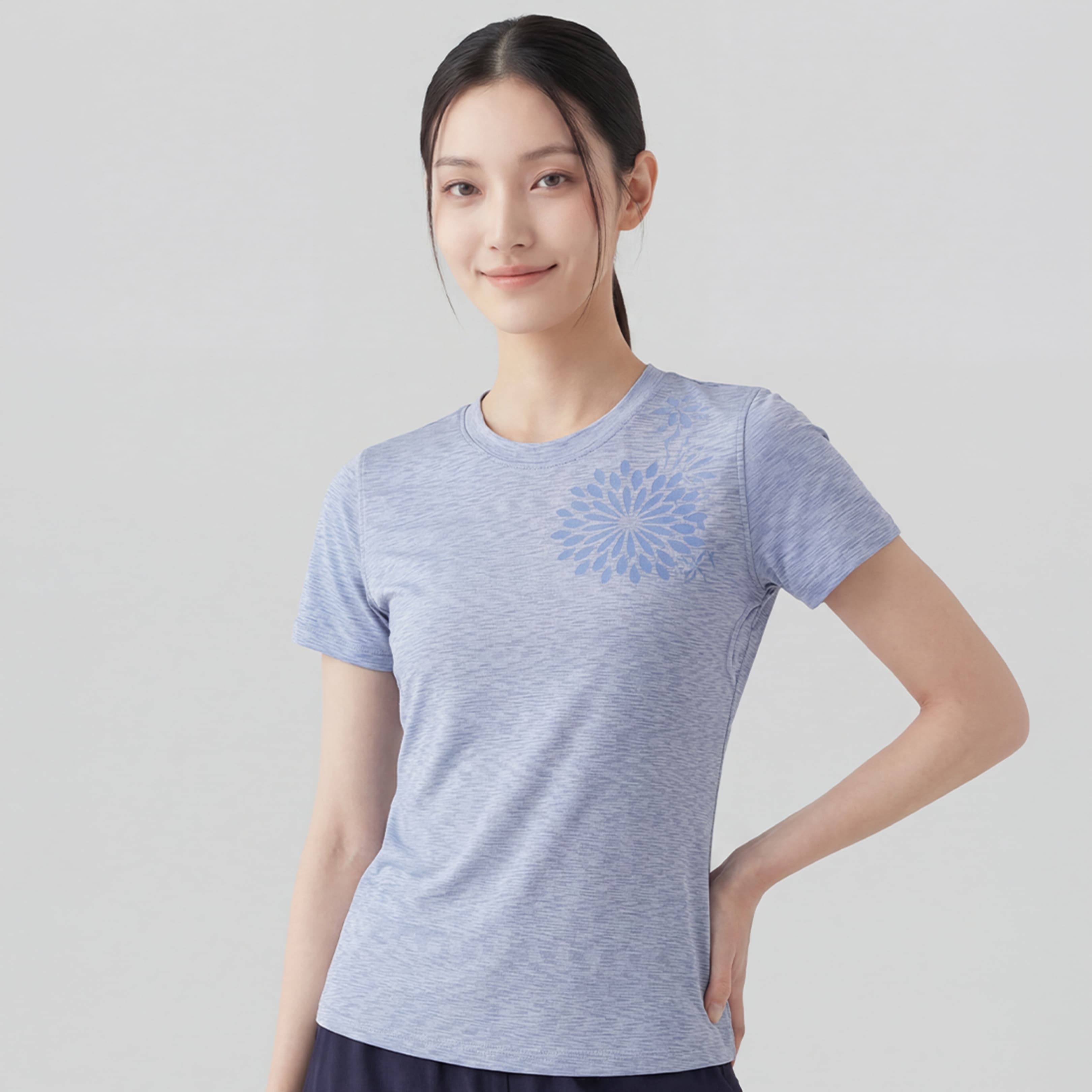 フィットクルーネックTシャツ／ライトブルーストライプ |イージーヨガ通販