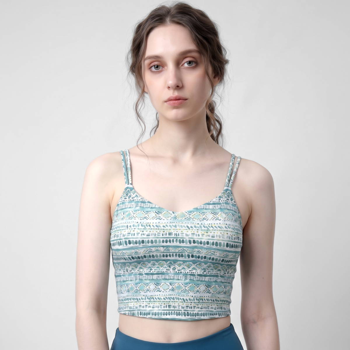 ダブルショルダーストラップクロップドタンク/オーシャンブルー