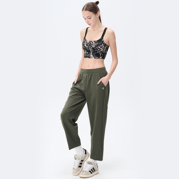 SHOP > スポーツブラ > タンクトップ スポーツブラ | andar JAPAN