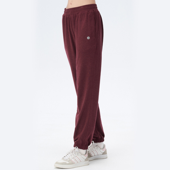 easyoga ヨガパンツ ワインレッド サイズ4 今季イチオシカラー】艶やかな大人レッド | ヨガウェア