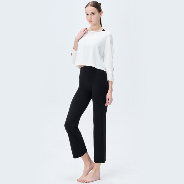 THEROW ミッドライズ クロップドパンツ 黒 ハイライズベルボトムクロップドパンツ／ブラック |イージーヨガ通販
