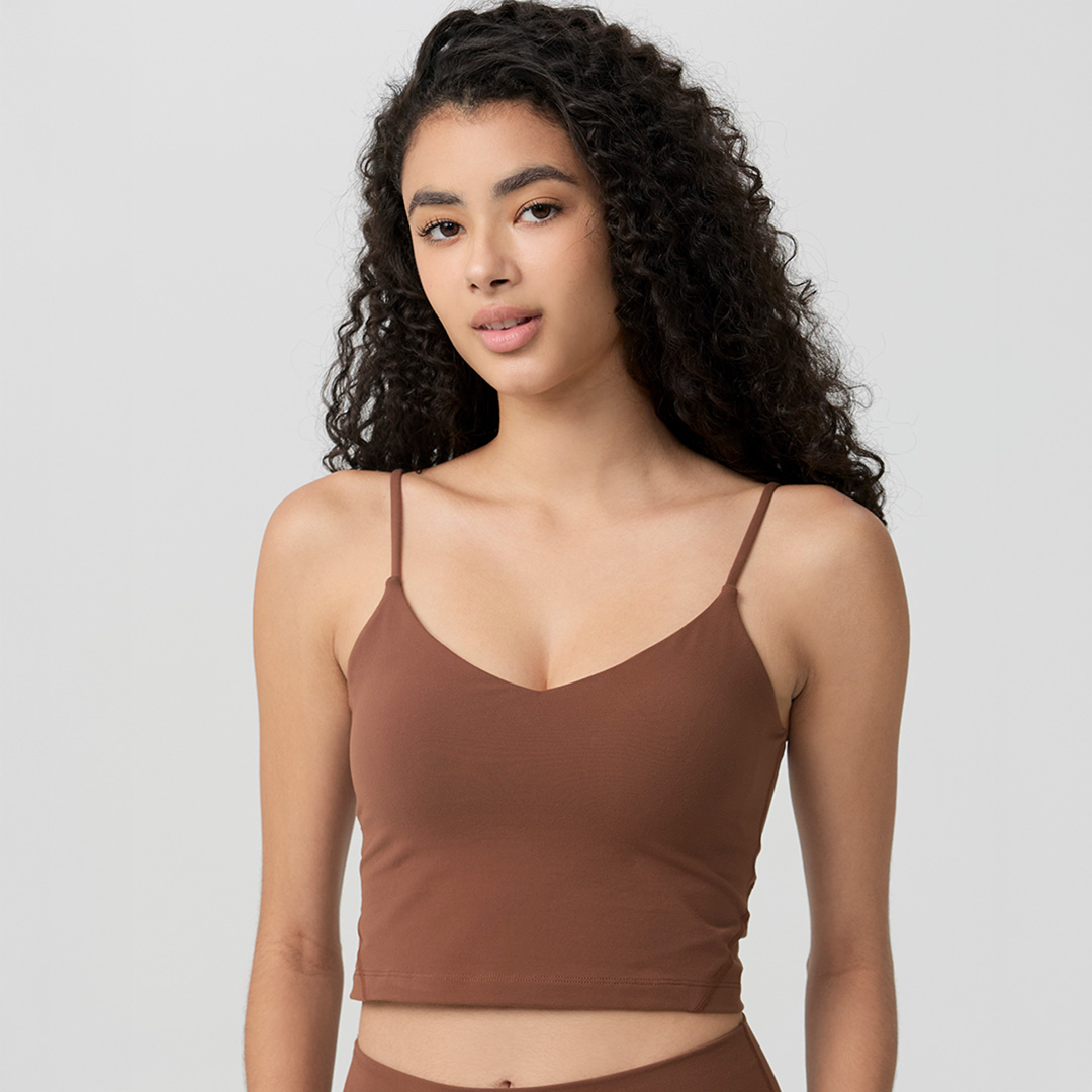 SALE 30%OFF】パンパーストラッピークロップドタンク／コーヒーレッド