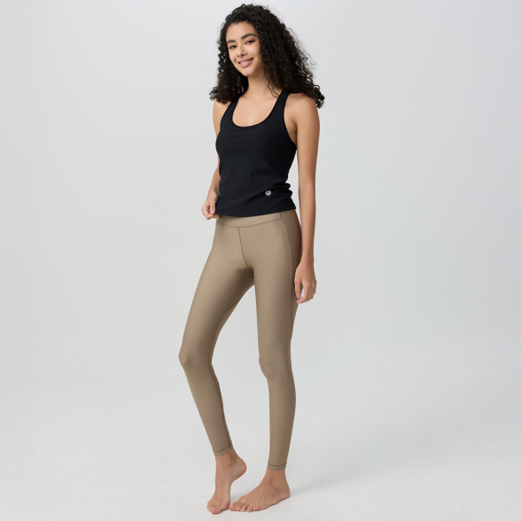 ニートアスレチックタンク／ブラック |イージーヨガ通販